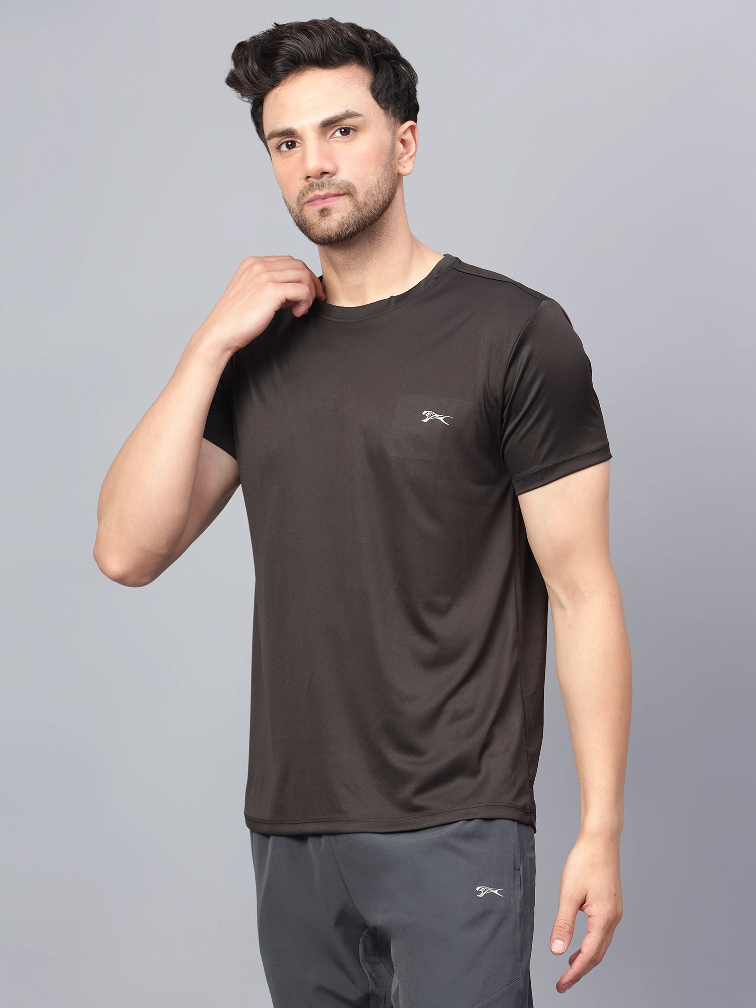 Men’s Black Round Neck T-Shirt – Shiv Naresh Activewear