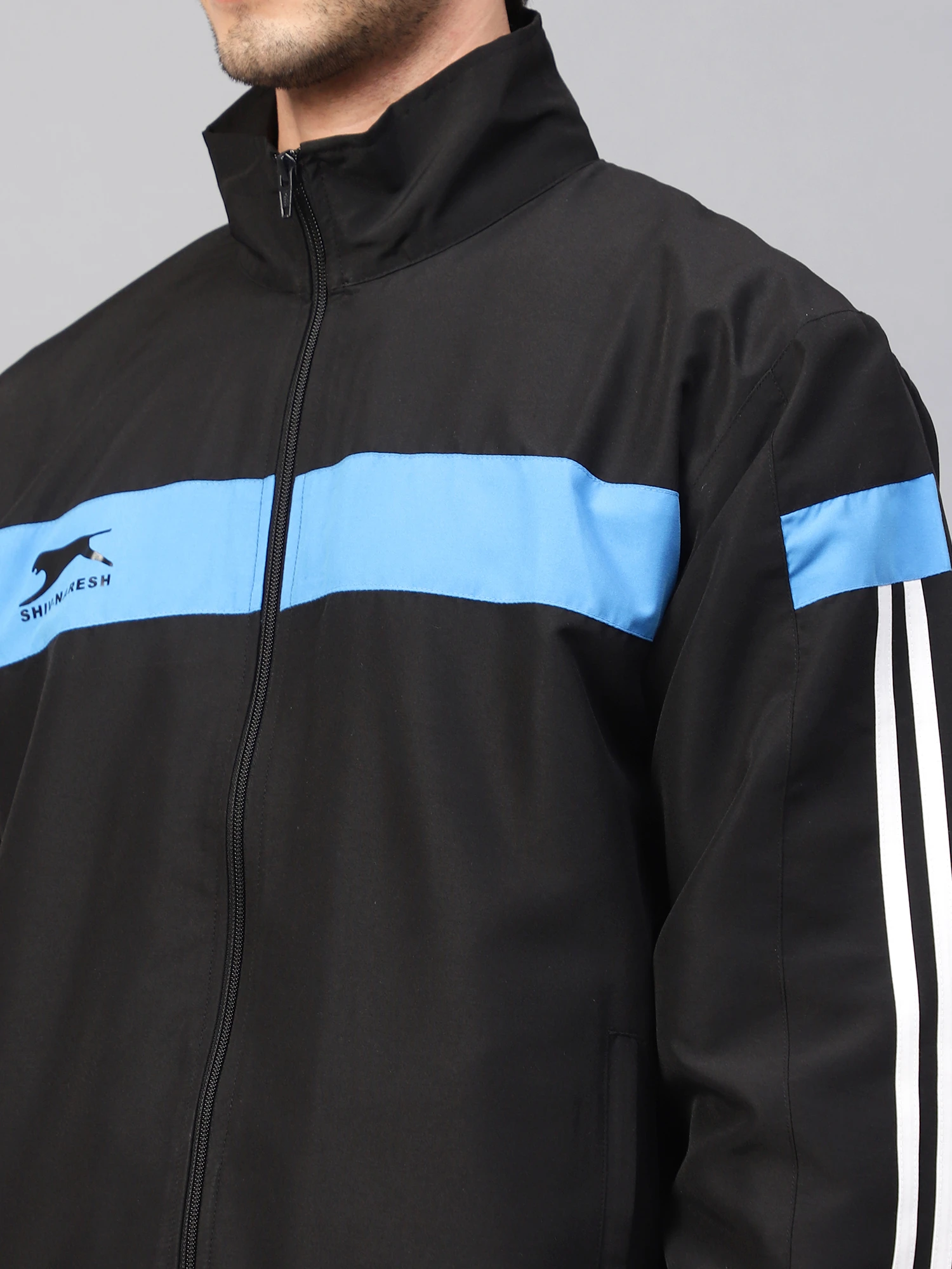 Shiv Naresh Men's active tracksuit in Black and Cayn
