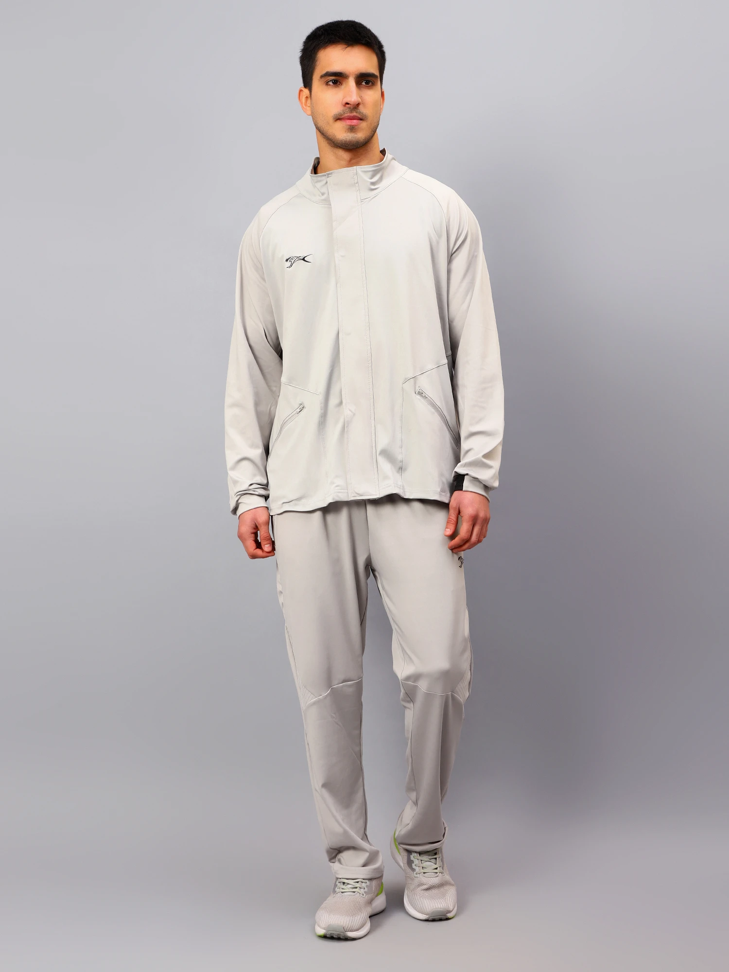 Light Grey/Black