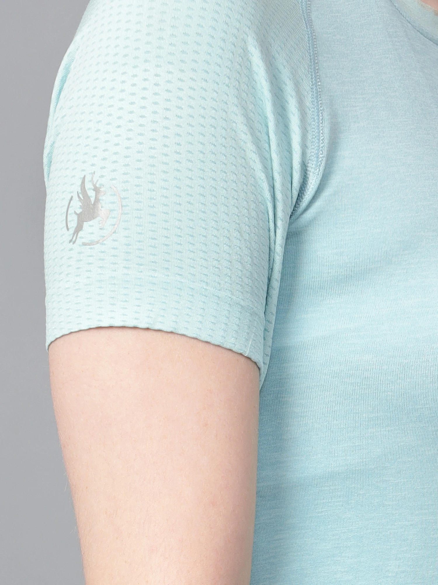 Women's blue duatone seamless t-shirt by Shiv Naresh