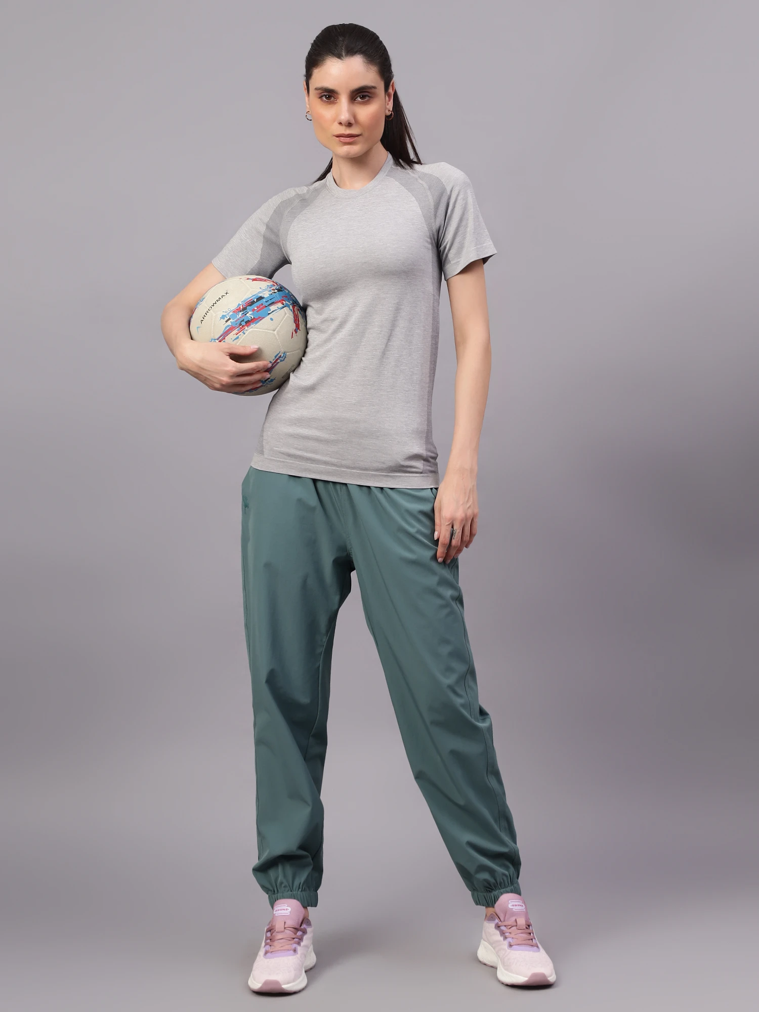 Grey seamless active gym t-shirt for women