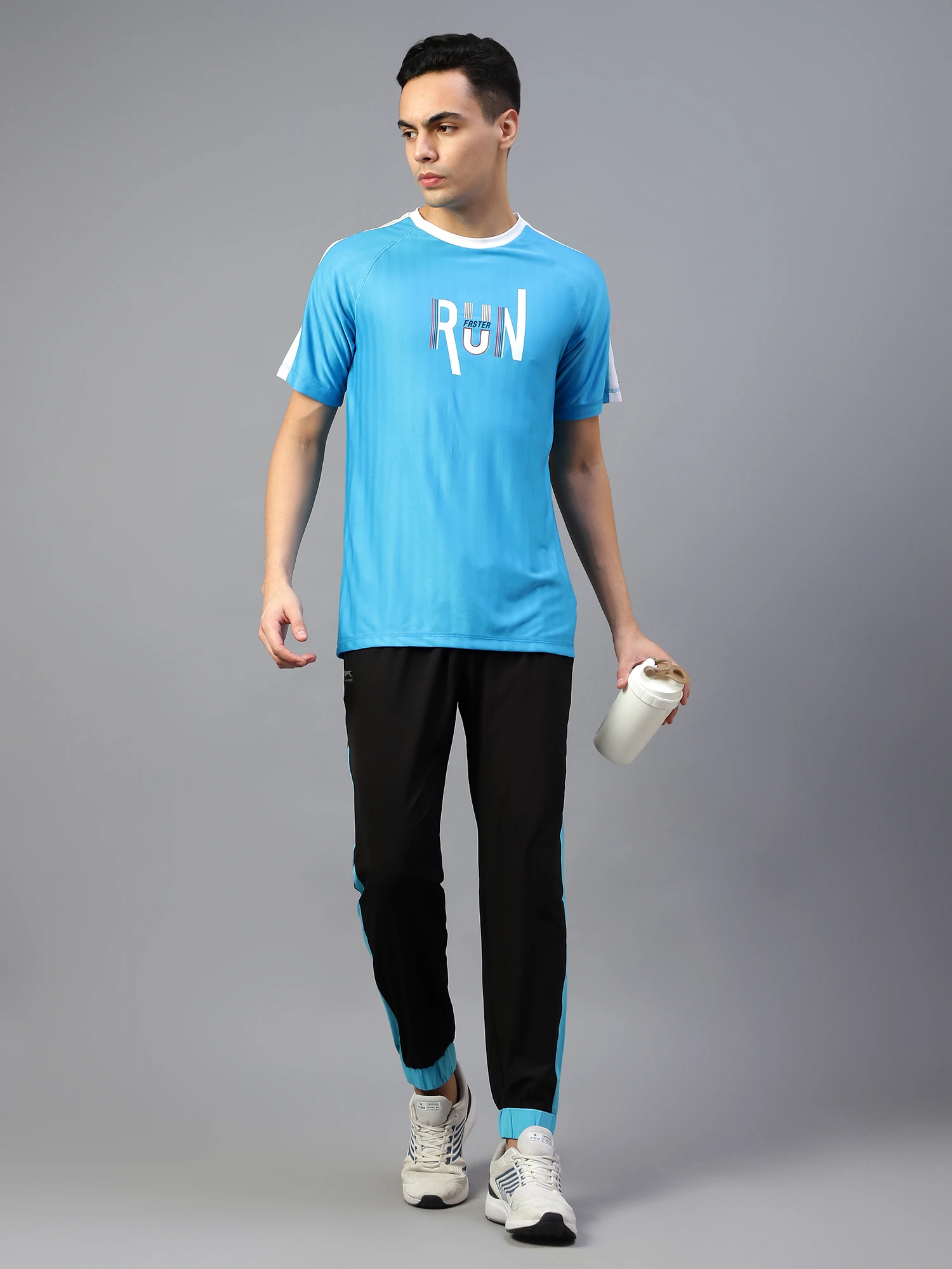 Men’s Cyan Quick-Dry Running T-Shirt – Shiv Naresh