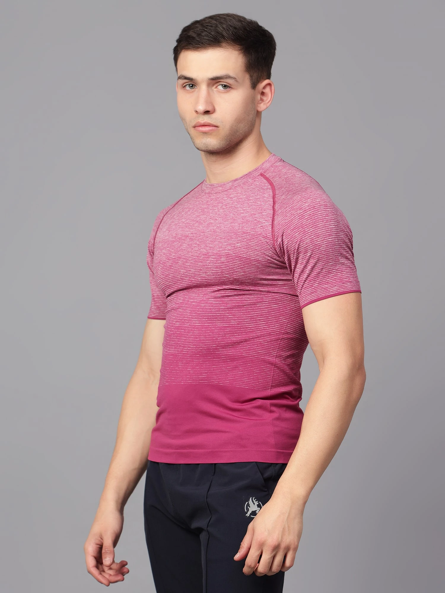 Mehroon seamless elevated gym t-shirt for men