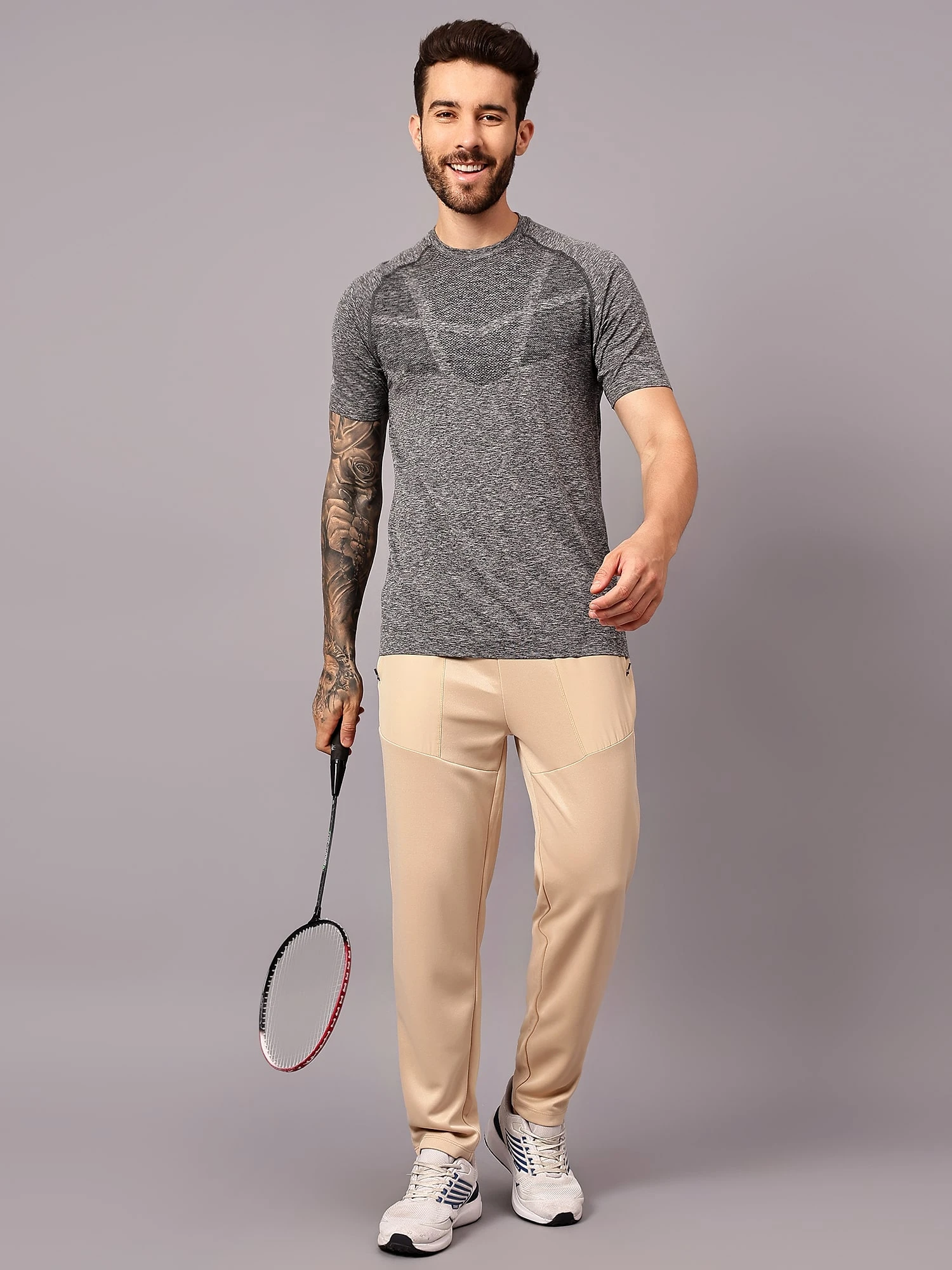 Black seamless performance gym men's t-shirt