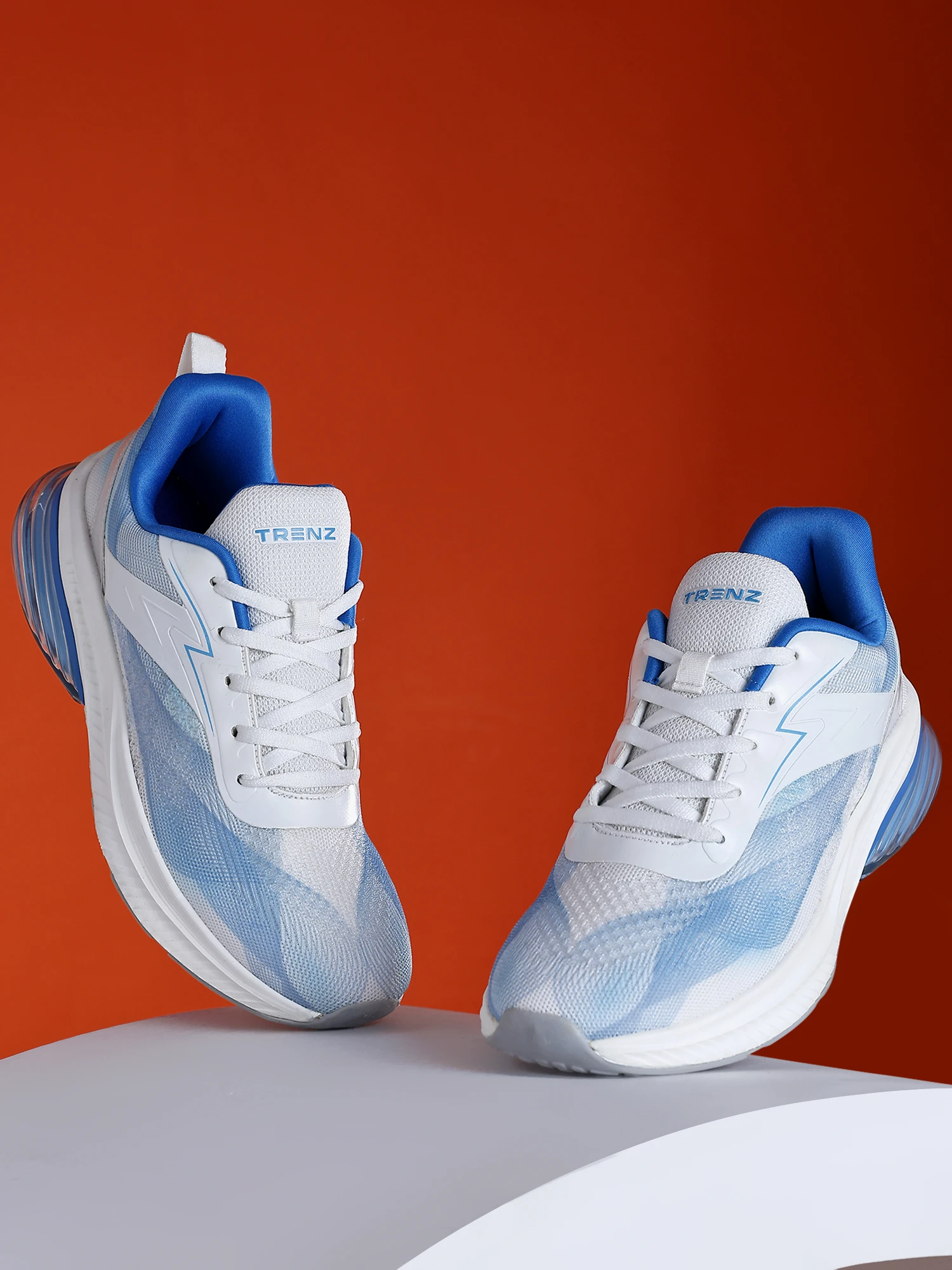 White Royal Blue men’s lace-up training shoes Shiv Naresh