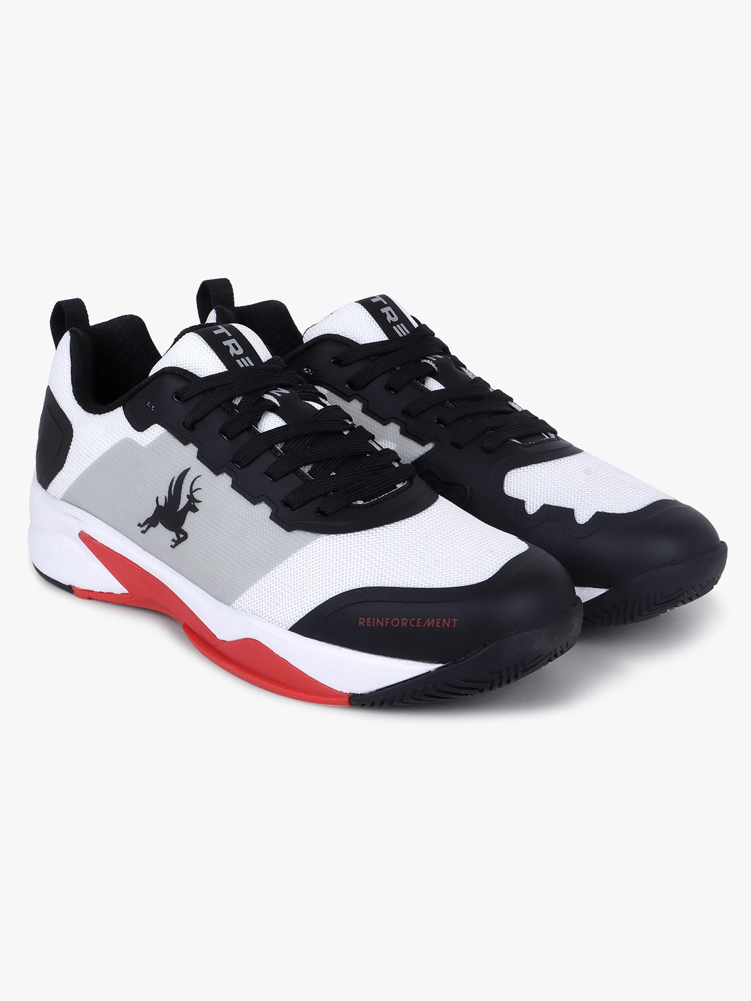 White black men’s tennis and badminton shoes