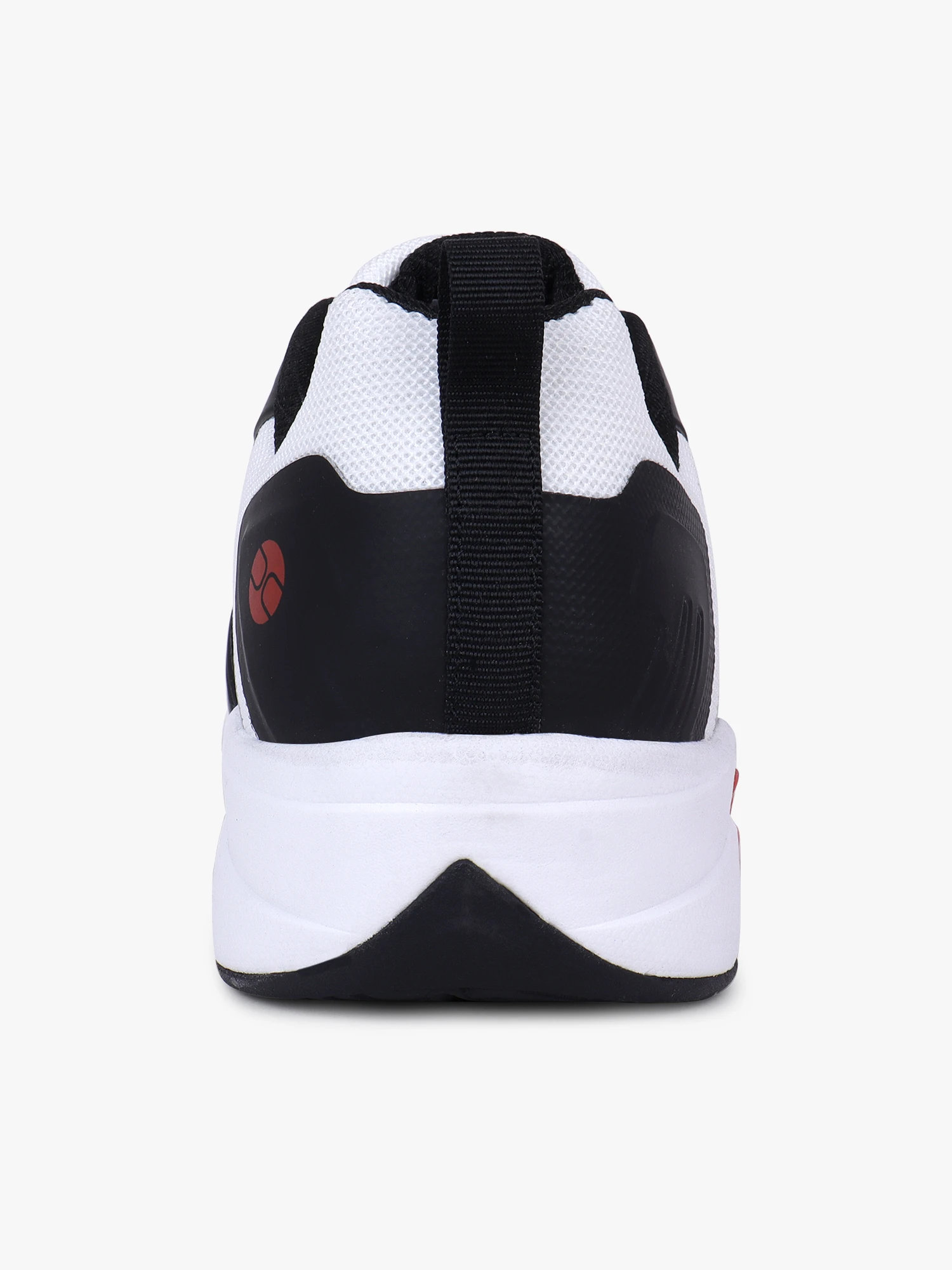 White black men’s tennis and badminton shoes