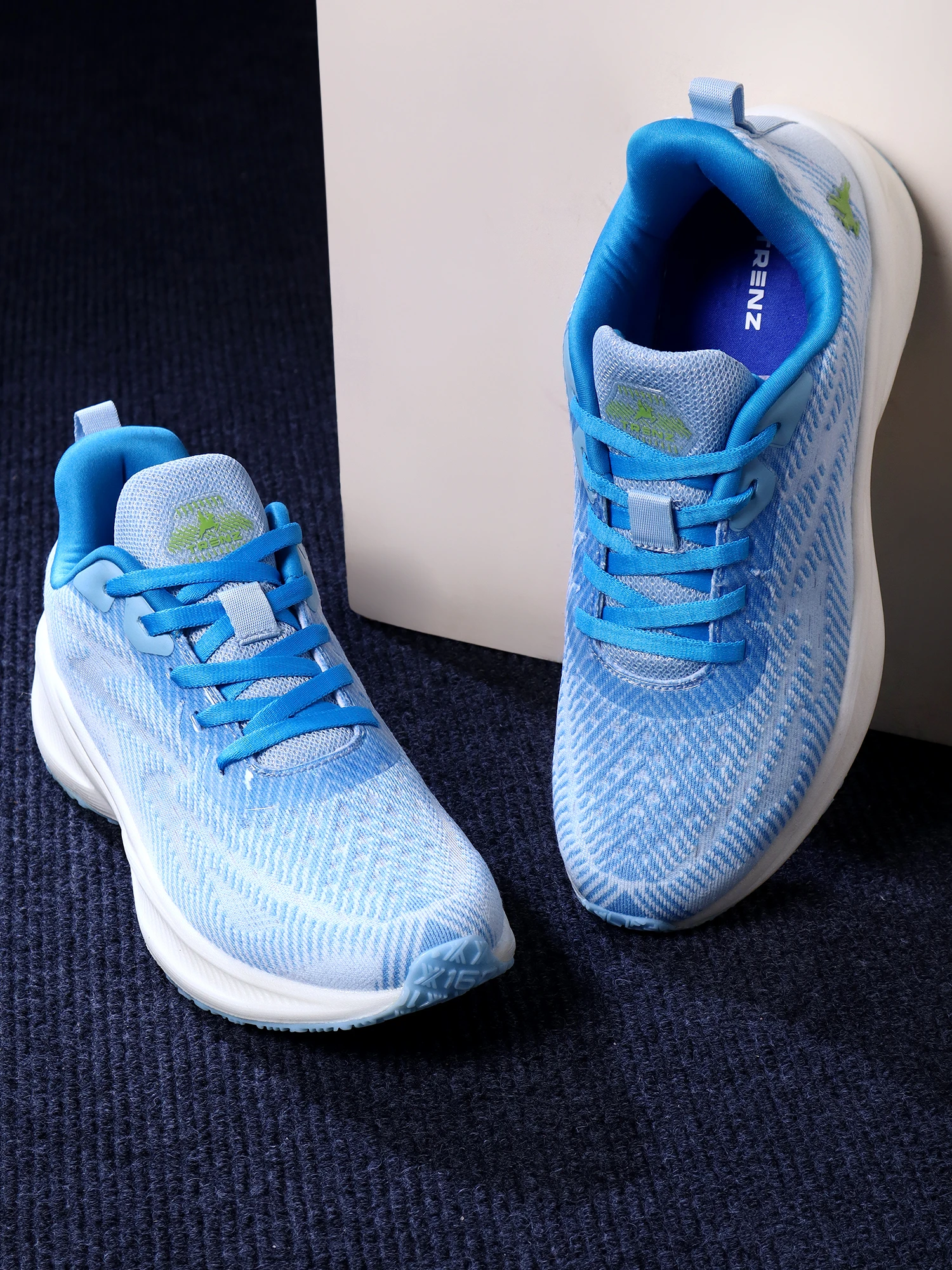 Trenz Men's White Blue Running Sport's Shoes