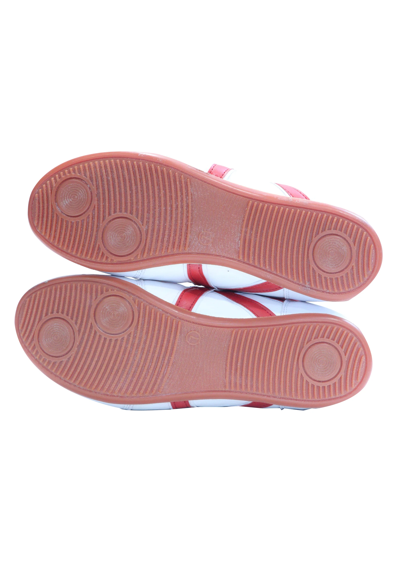 Red and white boxing shoes for men