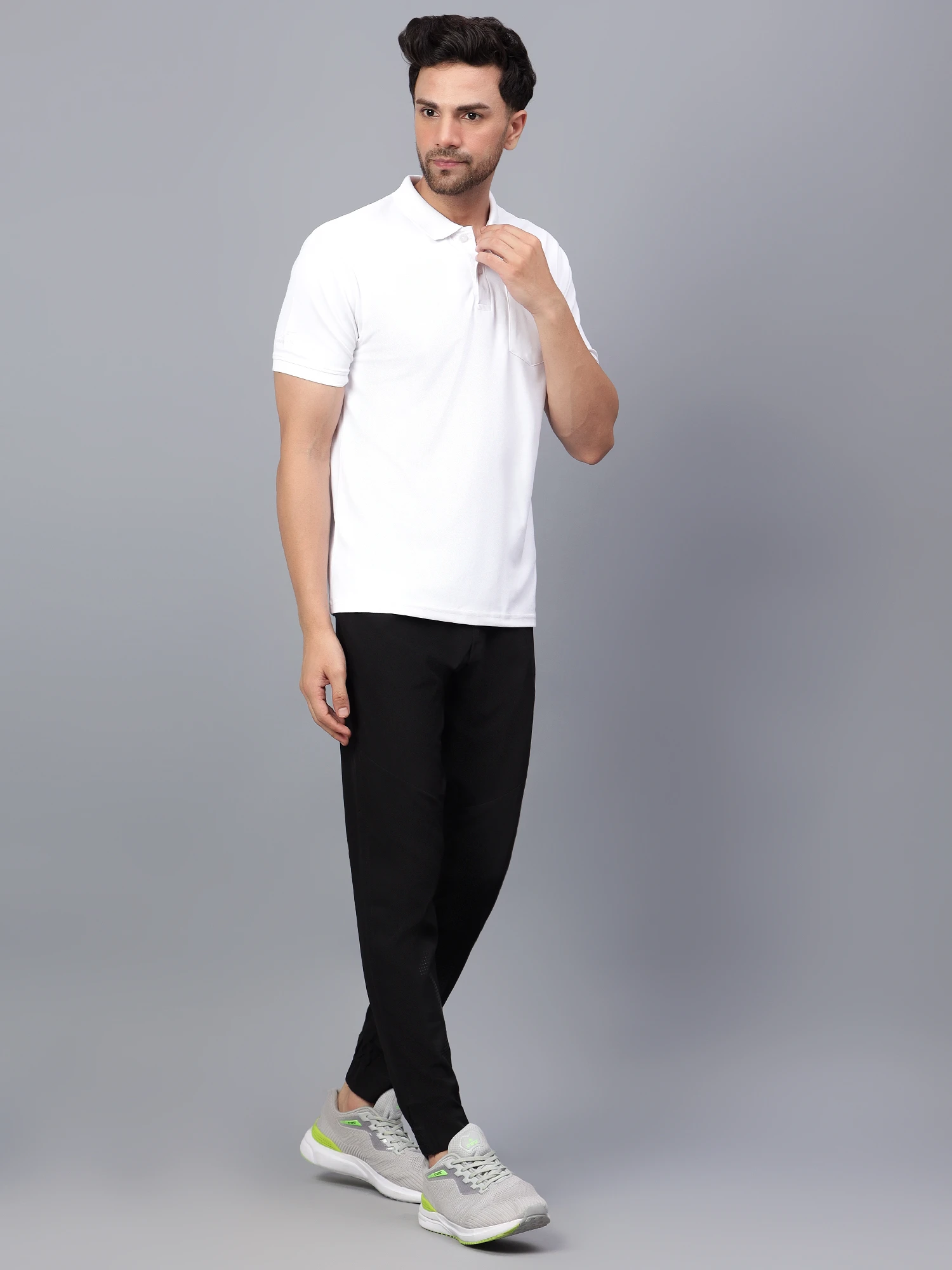 Shiv Naresh White Sports T-shirt for men