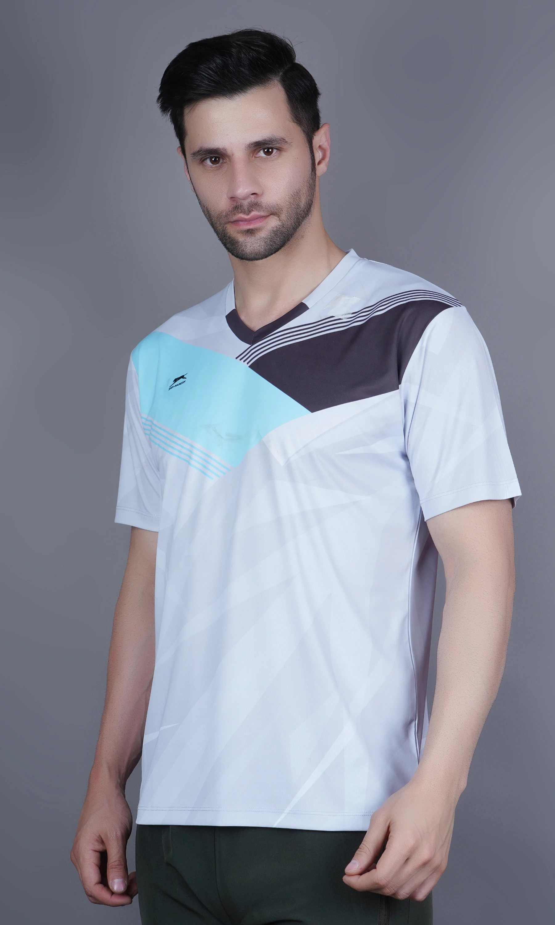 v neck t shirt grey