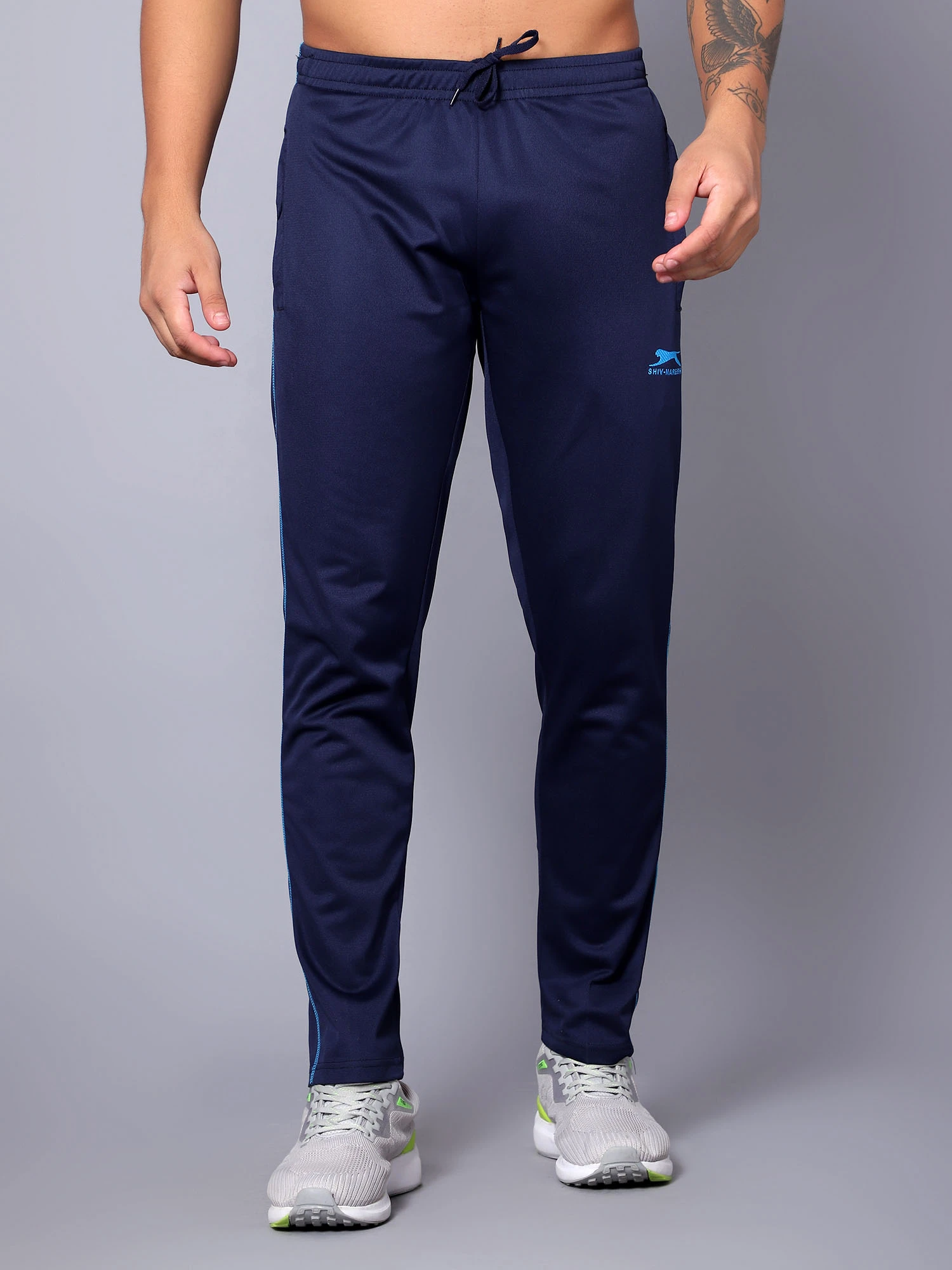 Navy/Cyan