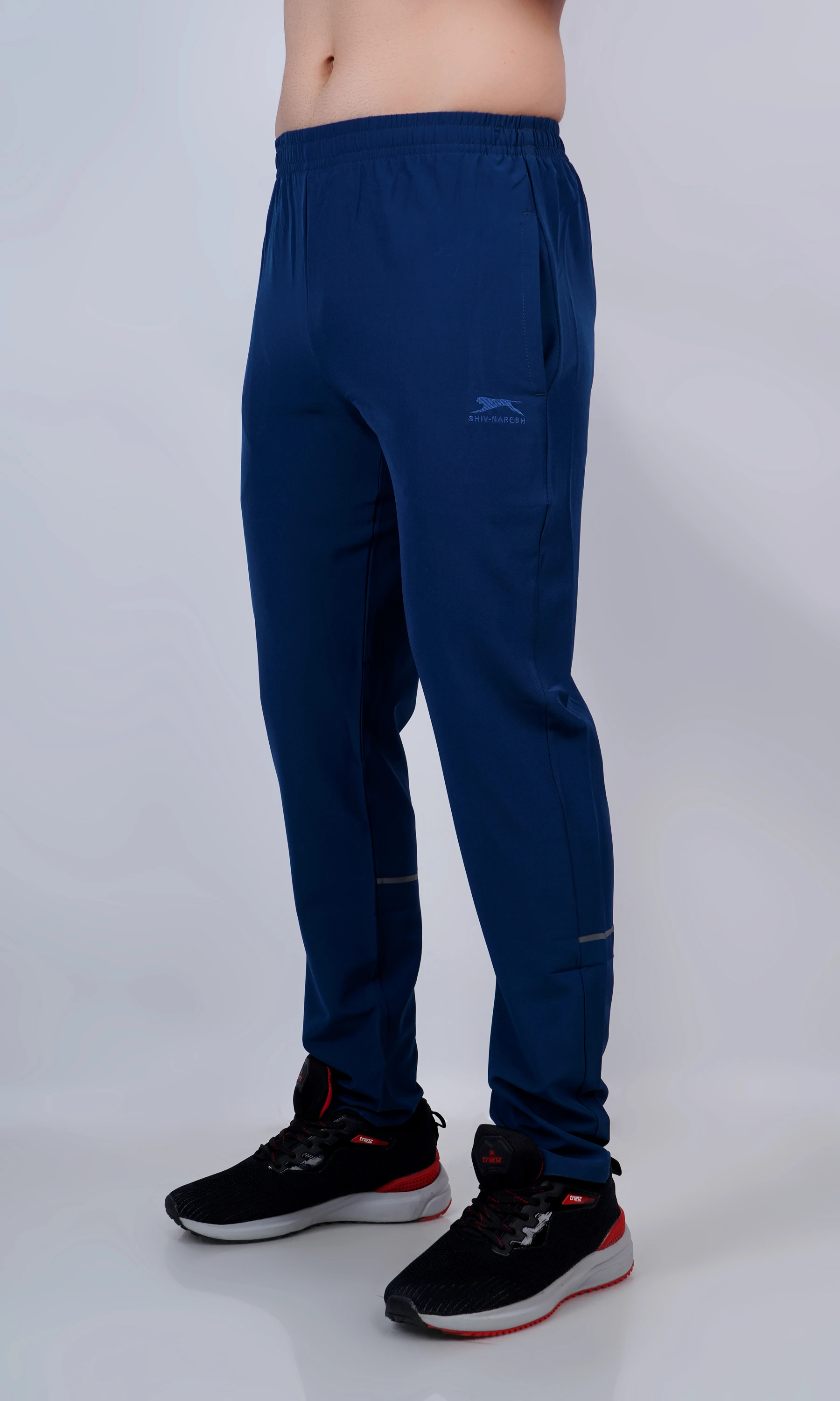 Men's Essential Training Trackpants in Airforce Blue