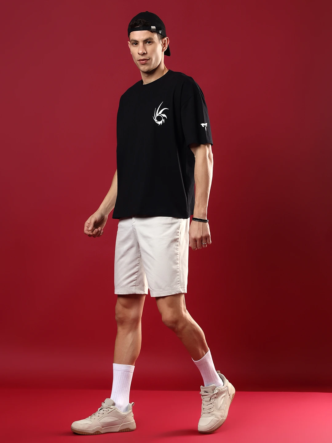 oversized black t shirt